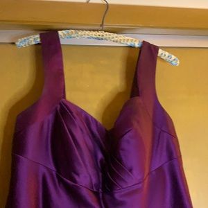 Deep purple former bridesmaids dress. Only worn twice. Size 16W.